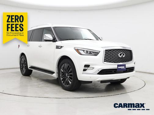 White 2023 INFINITI QX80 Sensory
