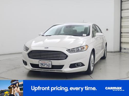 White 2016 Ford Fusion Hybrid Titanium