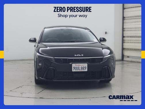 Black 2025 Kia K4 GT-Line