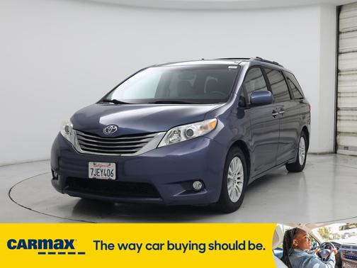 2015 Toyota Sienna XLE