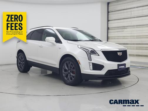 White 2020 Cadillac XT5 Sport