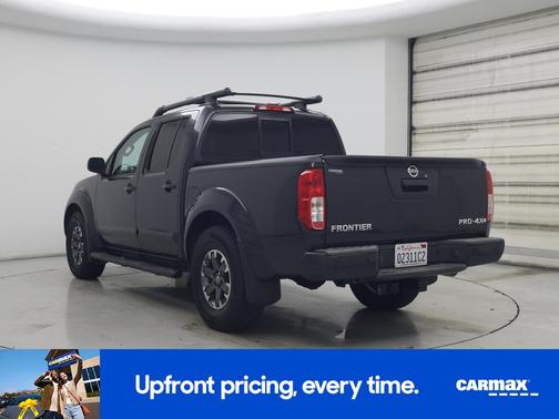 Gray 2014 Nissan Frontier PRO-4X