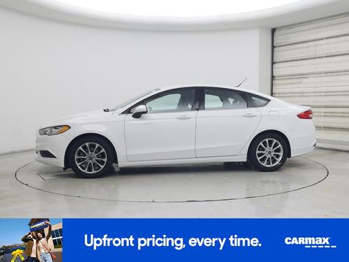 White 2017 Ford Fusion SE