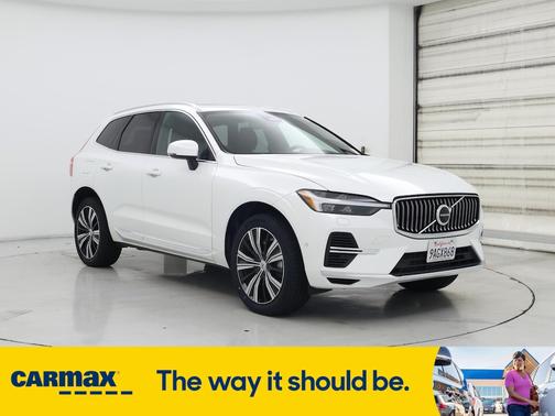 2022 Volvo XC60 Recharge Plug-In Hybrid T8 Inscription