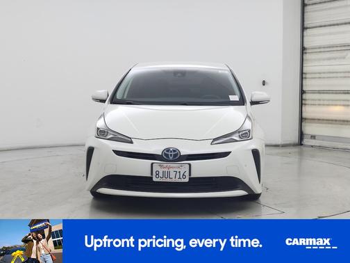 White 2019 Toyota Prius LE