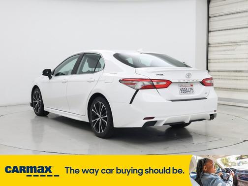 2019 Toyota Camry SE
