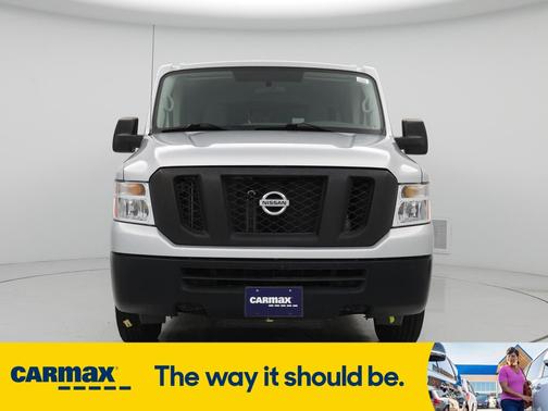 2016 Nissan NV Passenger NV3500 HD SV