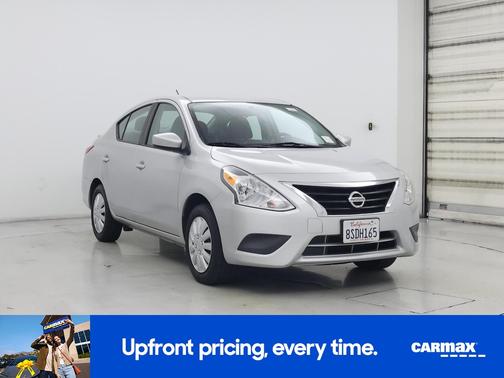 2018 Nissan Versa SV