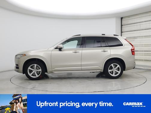 2016 Volvo XC90 T5 Momentum