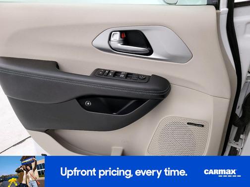 2018 Chrysler Pacifica Hybrid Limited