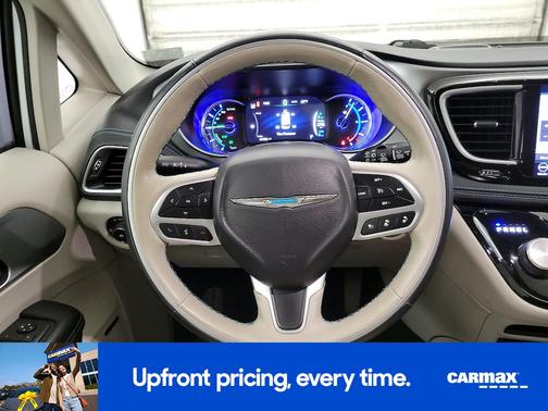 2018 Chrysler Pacifica Hybrid Limited