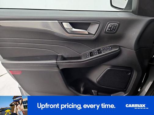 Silver 2022 Ford Escape Titanium