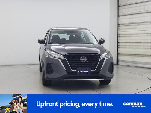 Gray 2024 Nissan Kicks S