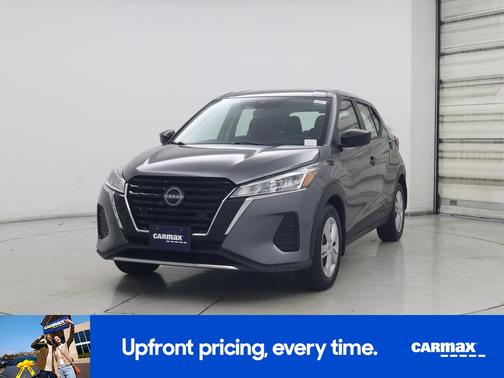 Gray 2024 Nissan Kicks S