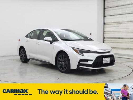 2024 Toyota Corolla Hybrid SE