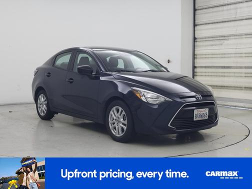 Blue 2018 Toyota Yaris iA