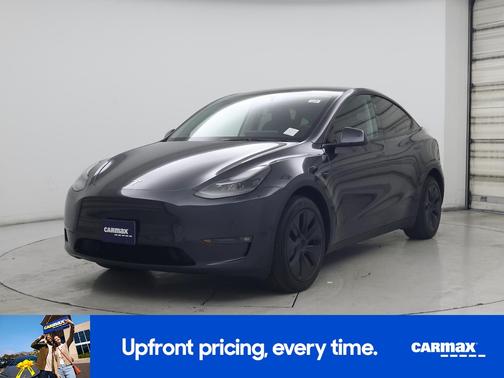 Gray 2025 Tesla Model Y Long Range