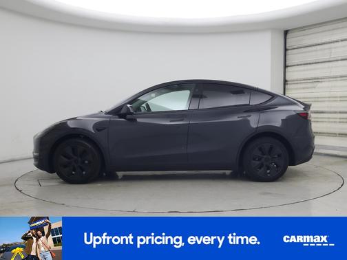 Gray 2025 Tesla Model Y Long Range