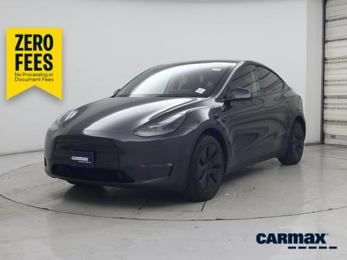 Gray 2025 Tesla Model Y Long Range