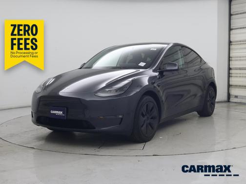 Gray 2025 Tesla Model Y Long Range