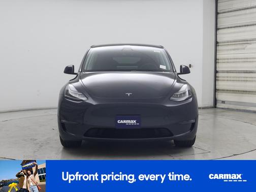 Gray 2025 Tesla Model Y Long Range