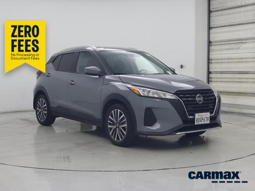 Gray 2021 Nissan Kicks SV