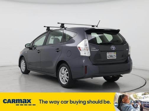 2013 Toyota Prius v Two