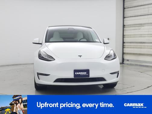White 2023 Tesla Model Y Long Range