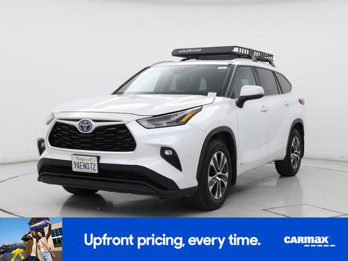 2022 Toyota Highlander Hybrid XLE