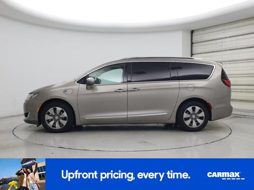2018 Chrysler Pacifica Hybrid Limited