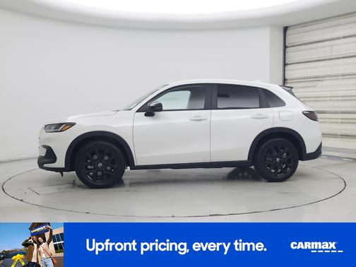 White 2025 Honda HR-V Sport
