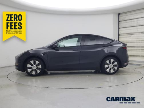 Gray 2024 Tesla Model Y Long Range