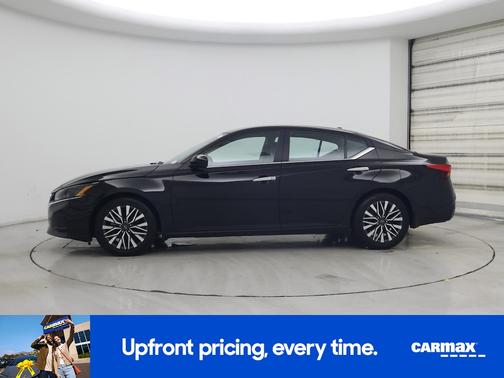 2023 Nissan Altima SV