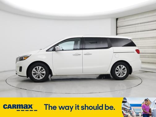 2017 Kia Sedona LX
