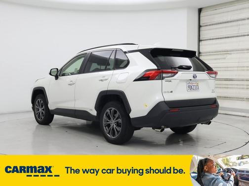 2022 Toyota RAV4 Hybrid XLE Premium