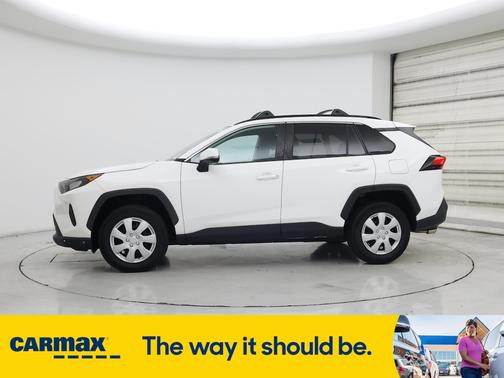 2020 Toyota RAV4 LE