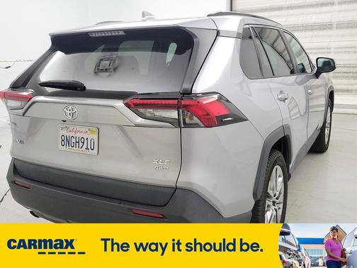2019 Toyota RAV4 XLE Premium