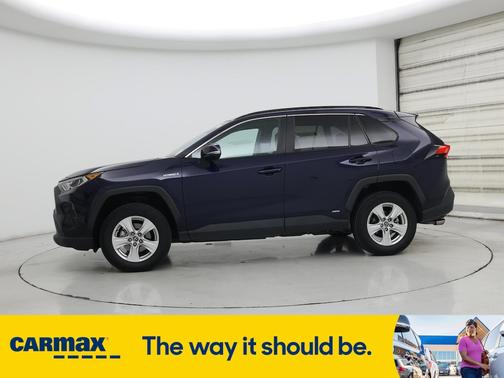 2020 Toyota RAV4 Hybrid XLE