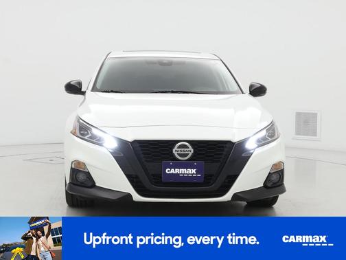 2022 Nissan Altima SR