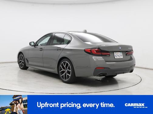 Gray 2022 BMW 530 I