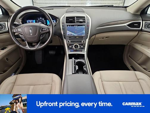 White 2018 Lincoln MKZ Hybrid Reserve