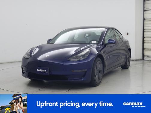 Blue 2023 Tesla Model 3