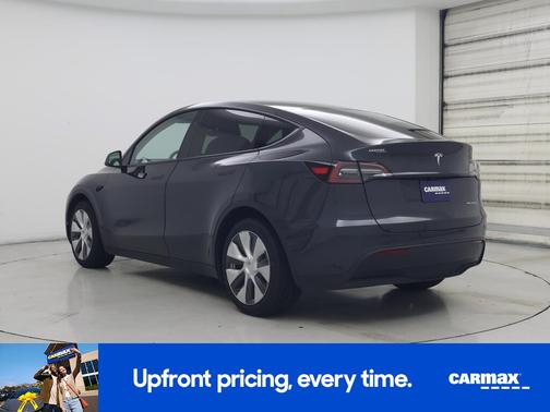 Gray 2024 Tesla Model Y Long Range