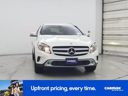 White 2017 Mercedes-Benz GLA 250
