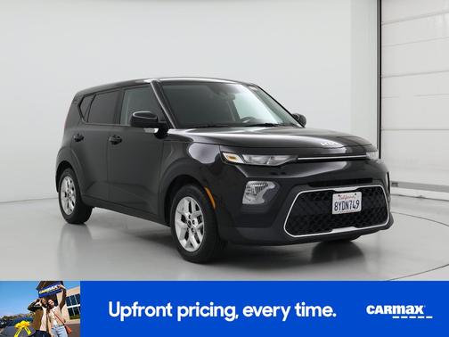Black 2022 Kia Soul S