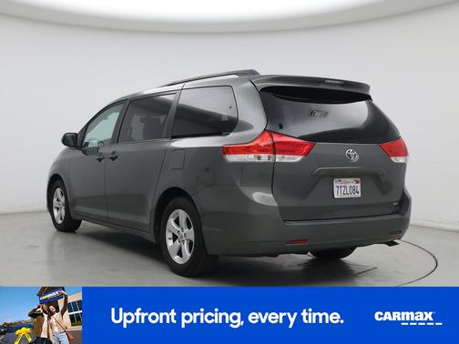 2014 Toyota Sienna LE