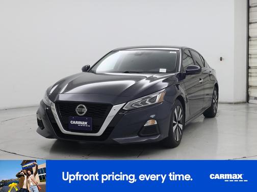 2022 Nissan Altima SV