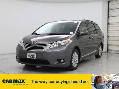 2016 Toyota Sienna XLE