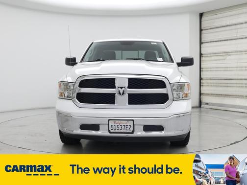 2017 RAM 1500 SLT