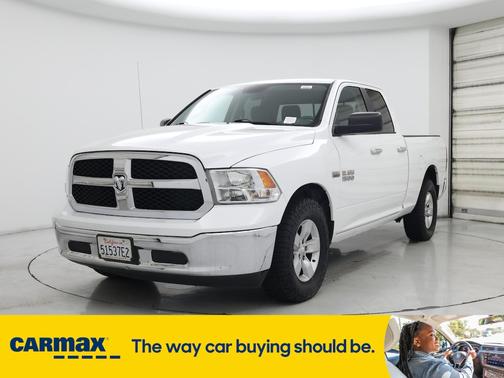 2017 RAM 1500 SLT